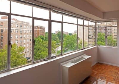 Apartment with wall-to-wall windows